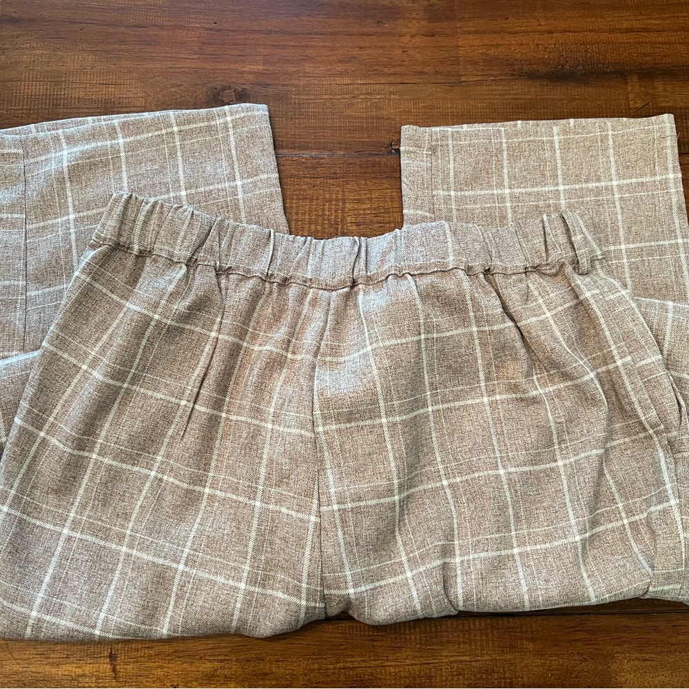Boutique Cream Light Plaid trouser - Picture 2 of 3